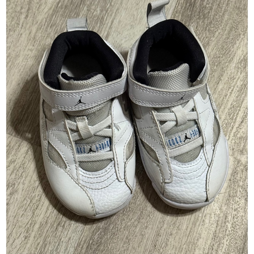 Air‎ Jordan 11 Crib Bootie Infant Sneakers White Gray Black Size 6C DQ8433-104